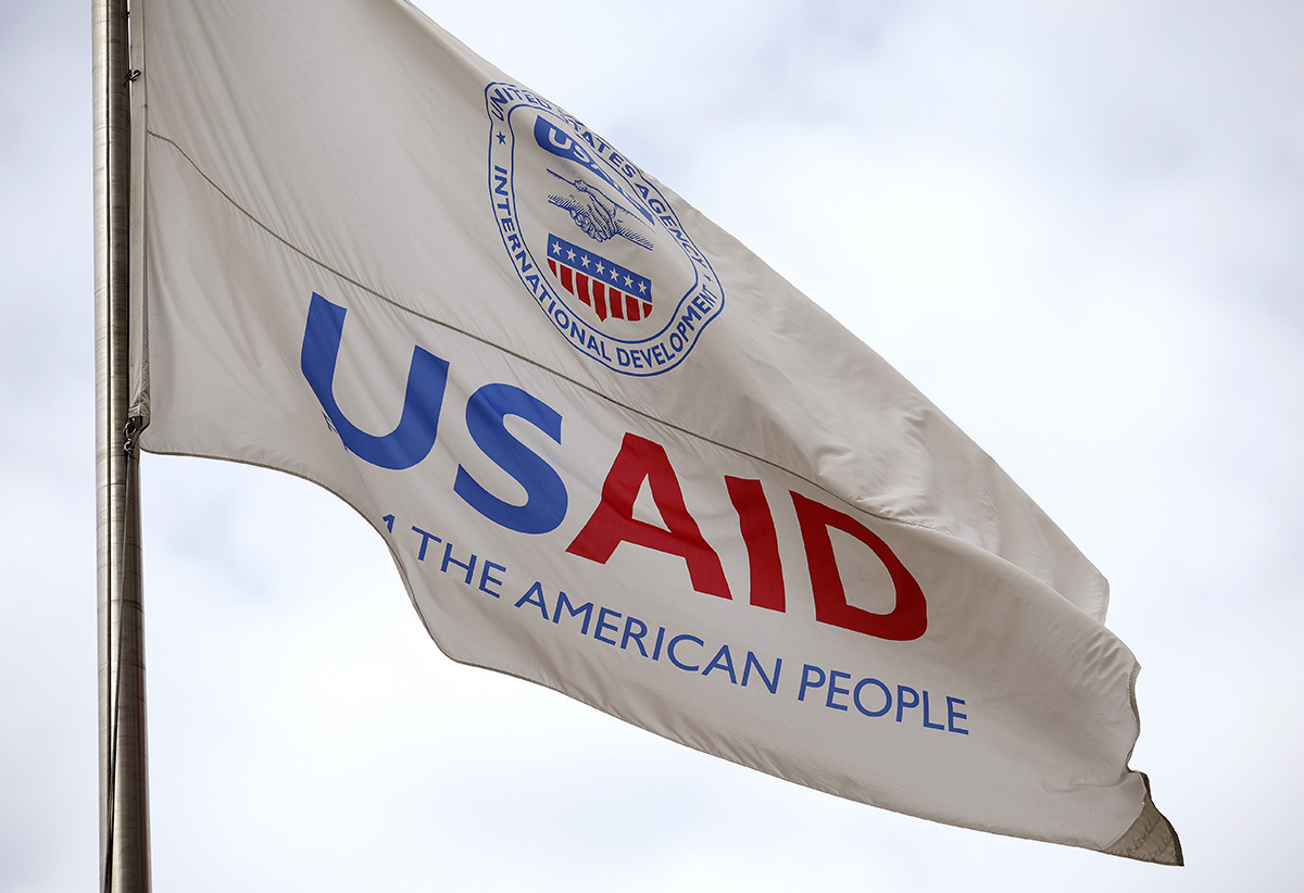 L'USAID réduit plus de 600 000 $ de financement au groupe LGBT britannique Stonewall