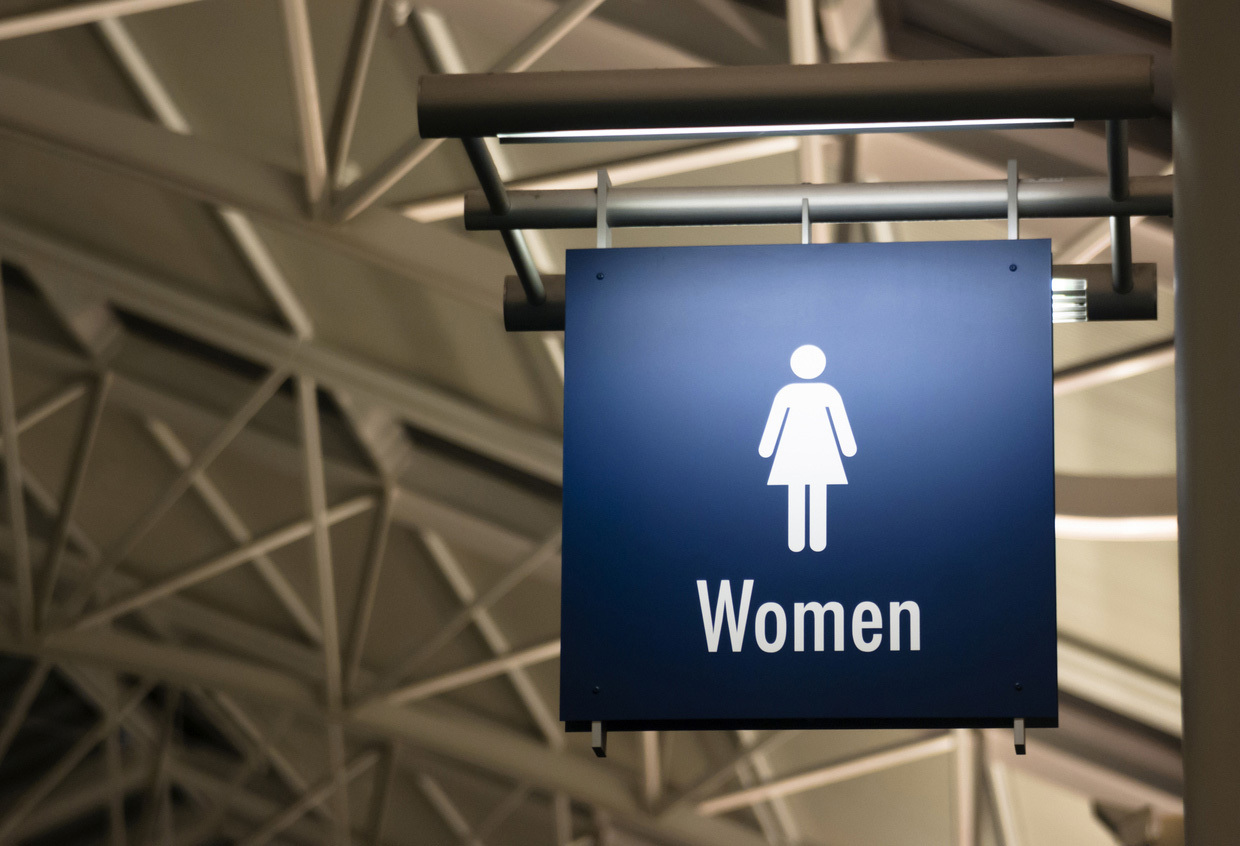 L'Idaho étend l'interdiction des hommes trans-identifiés dans les espaces féminins