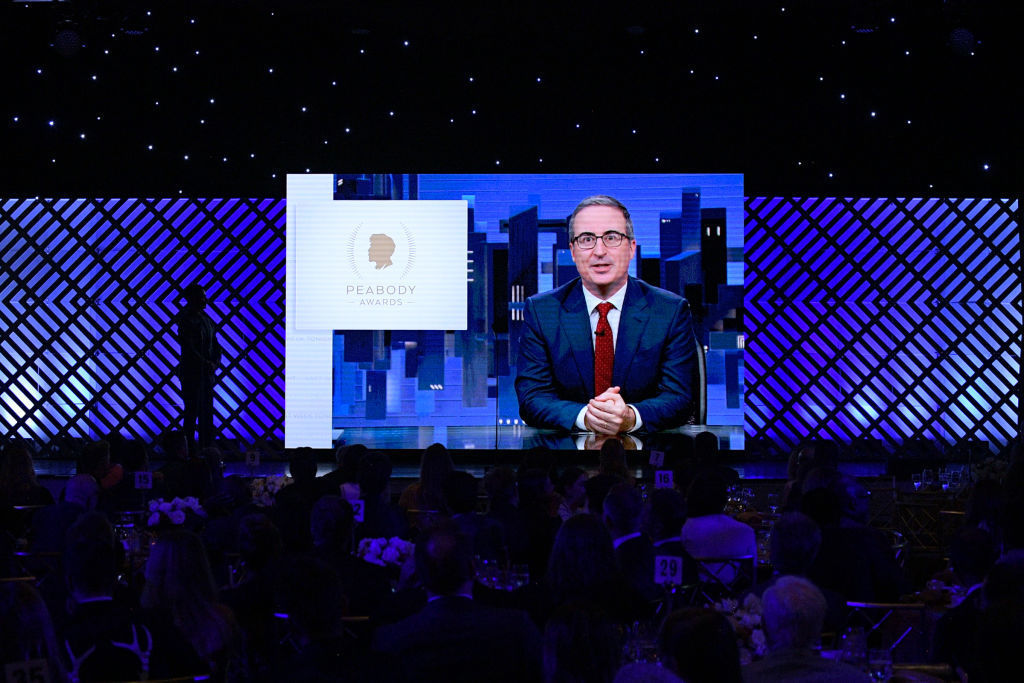 Cher John Oliver, veuillez mouiller le sable