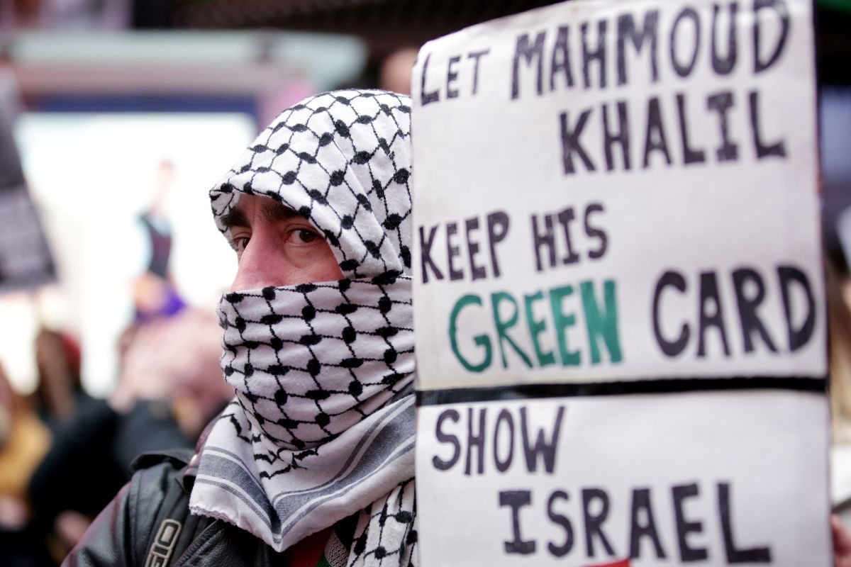 `` Des preuves convaincantes '': le militant de l'Université de Columbia, Mahmoud Khalil, peut être expulsé, dit juge