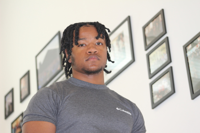 Noel Casillas, 19 ans, est stagiaire et diplômé du Brooklyn Adult & Teen Challenge.