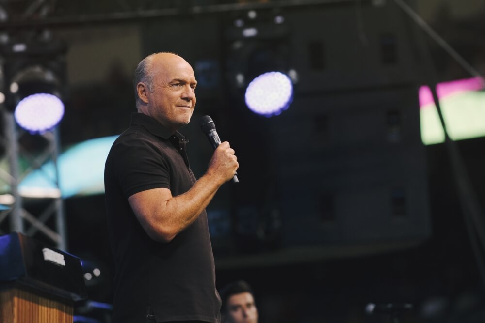 Le pasteur Greg Laurie utilise Snafu à la Maison Blanche pour répandre l'Évangile