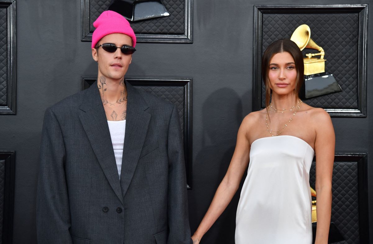 Justin Bieber réfléchit à la puissance de la grâce de Dieu au milieu des problèmes de santé mentale: `` brise votre haine de soi ''