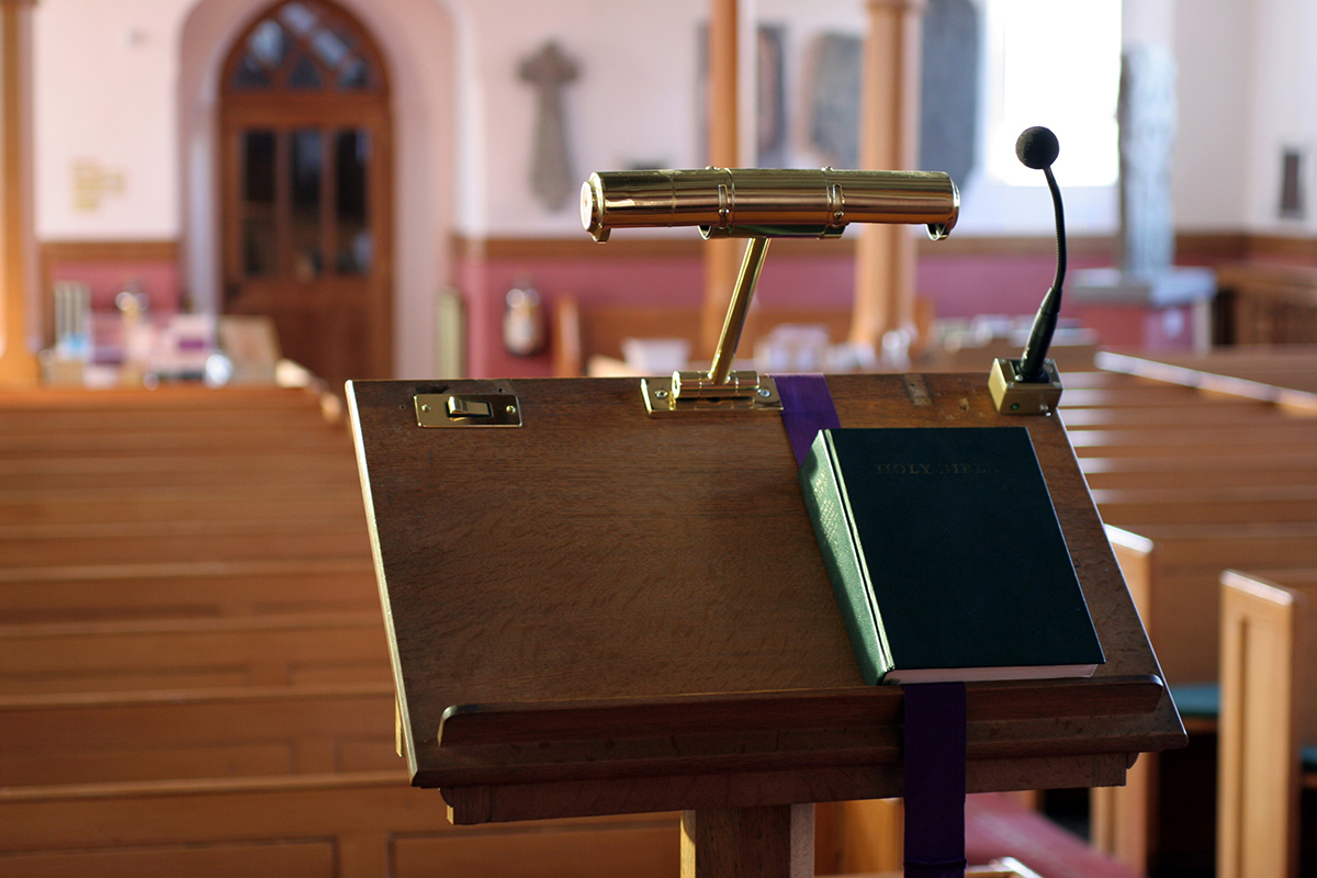 Chers prédicateurs: Arrêtez d'essayer de rendre la Bible attrayante