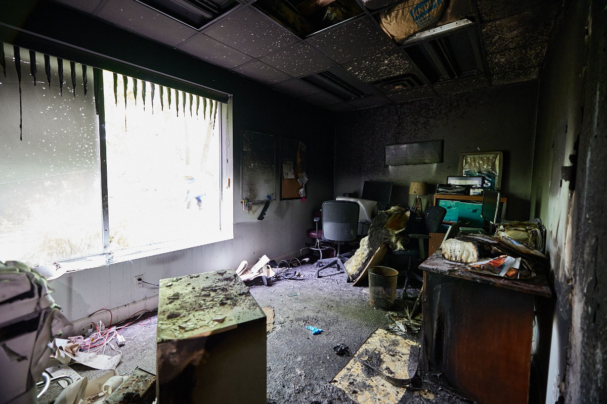 DOJ «va après» des criminels qui ont vandalisé et incendié des églises, des centres pro-vie, dit l'avocat