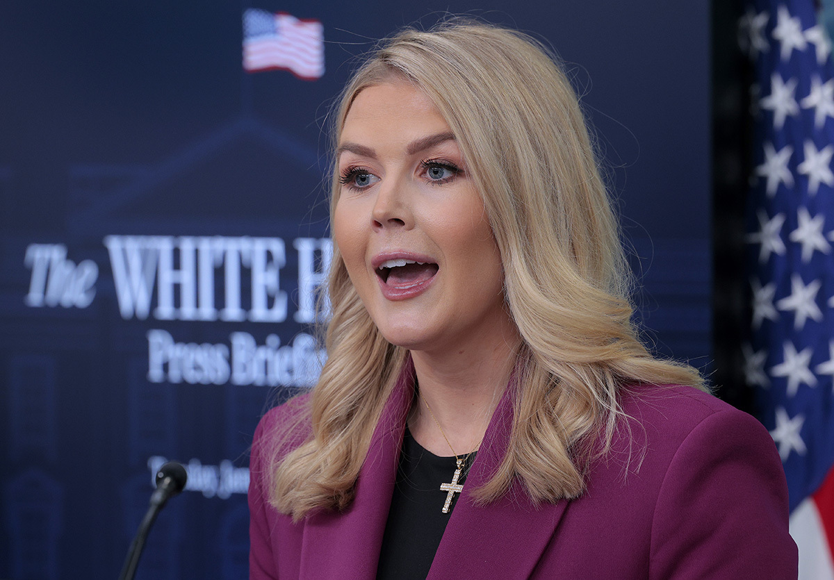 La secrétaire de presse de la Maison Blanche, Karoline Leavitt, affirme qu'il y a une `` guerre spirituelle '' autour de Trump