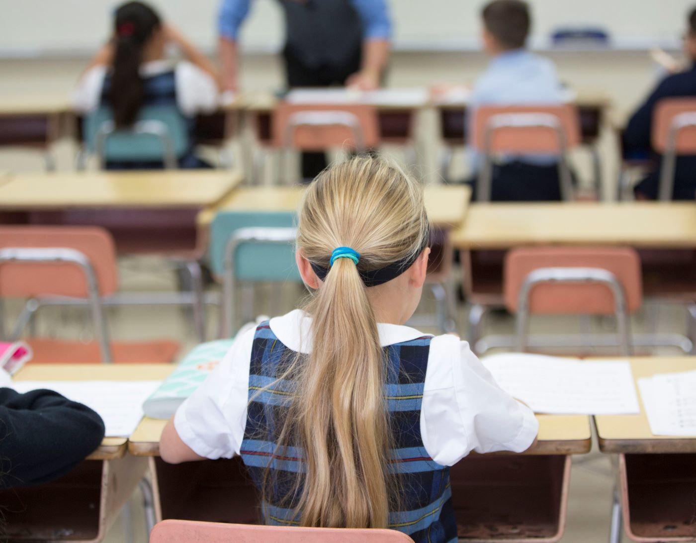 Les législateurs du Texas un pas plus près de la création d'un programme de bons d'école privée d'un milliard de dollars