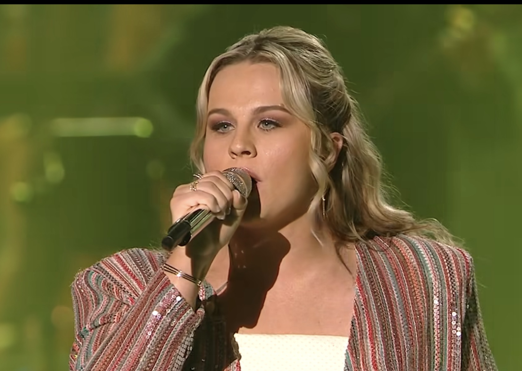 La chanteuse chrétienne Breanna Nix arrive n ° 1 sur le graphique des chansons country iTunes