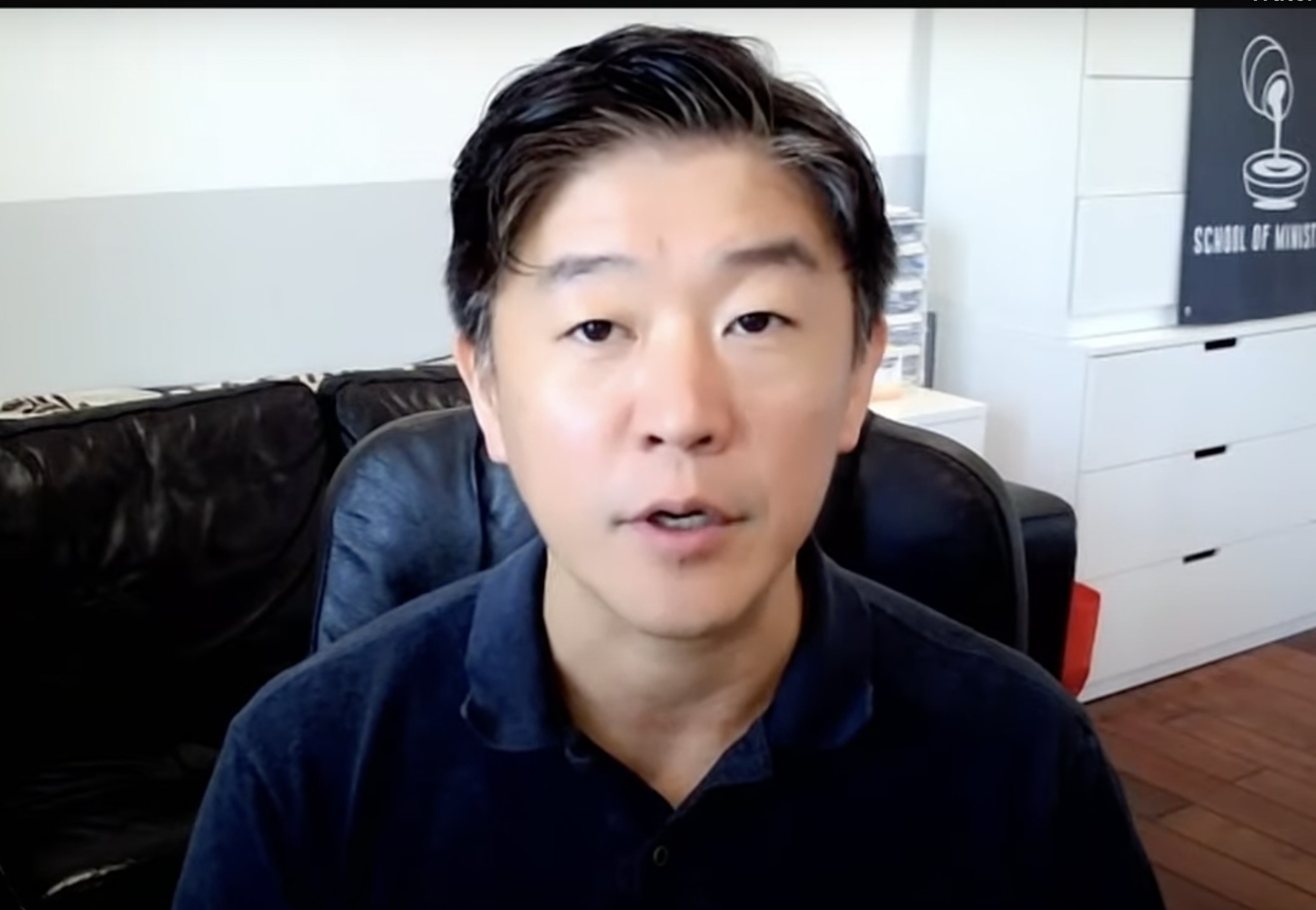 Le moine bouddhiste devenu passeur décrit l'enfer de la visite après la tentative de suicide: «Pire que la mort»