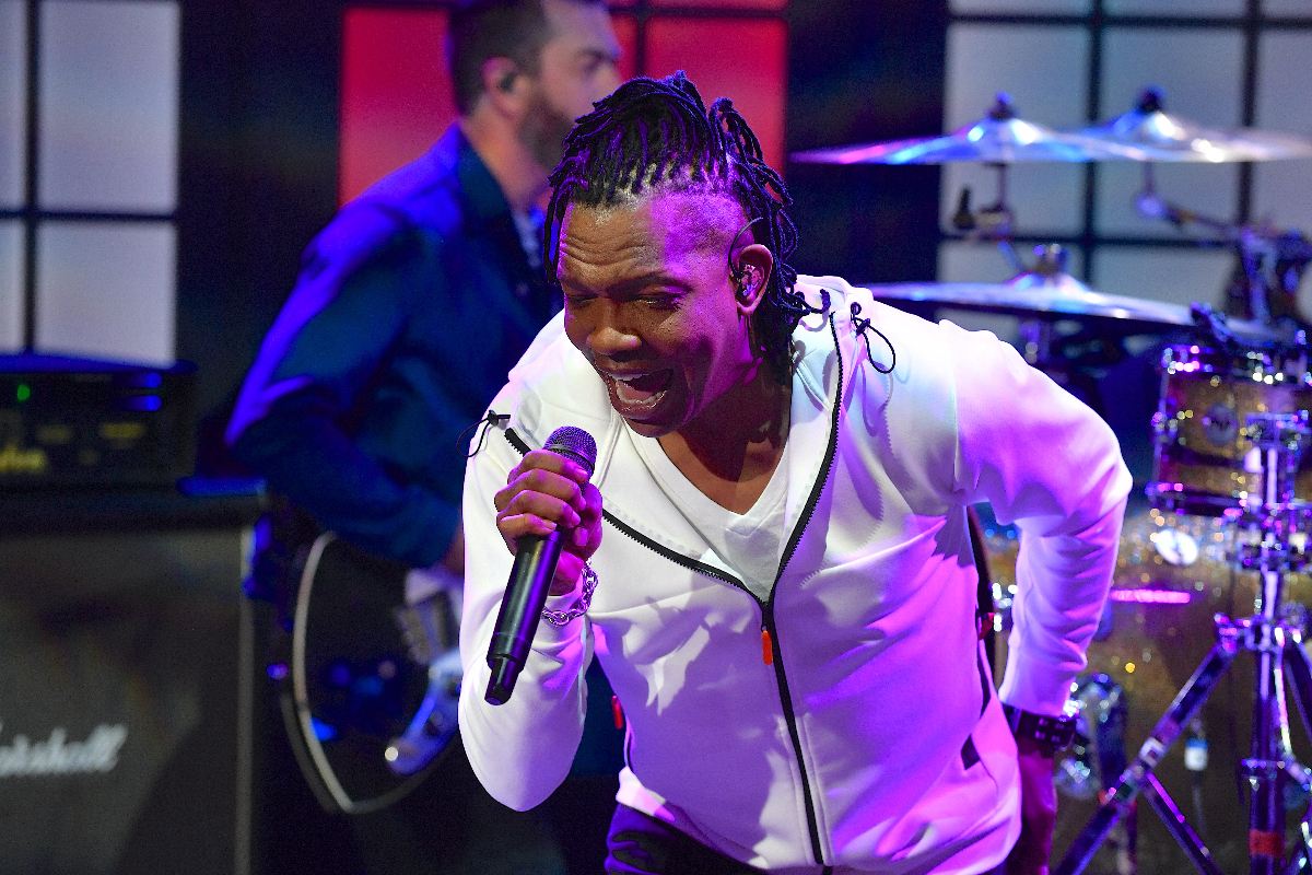 2 autres hommes, dont l'ancien directeur d'Evanescence, accusent Michael Tait d'agression sexuelle