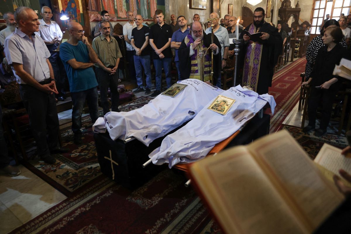 Le rédacteur en chef de Babylon Bee fait face à un contrecoup pour avoir réclamé des catholiques à Gaza Soutient le Hamas