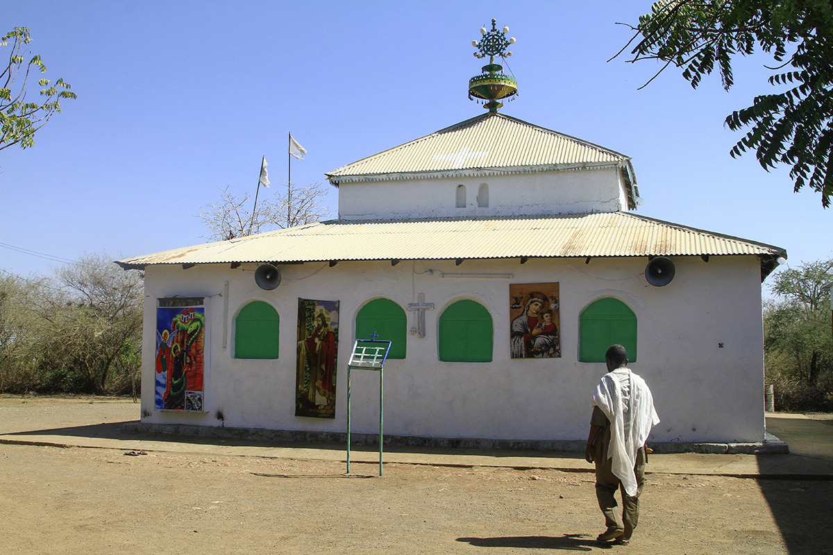 Les extrémistes détruisent le complexe d'église au milieu des conflits civils au Soudan: Watchdog