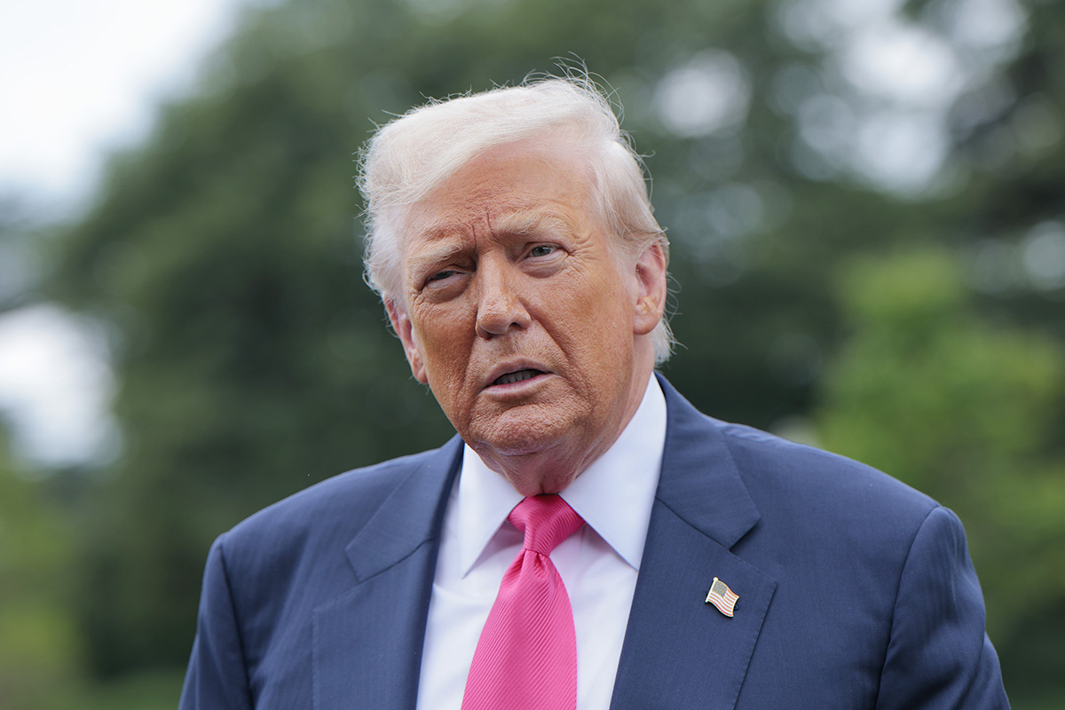 Trump Admin. libère un «plan d'action» de l'AI appelant à la déréglementation, enlèvement des références DEI