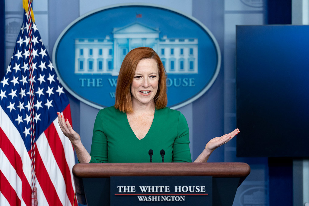 JD Vance dénonce l'ex-biden Spox Jen Psaki pour des prières moqueuses après le tournage de Minneapolis