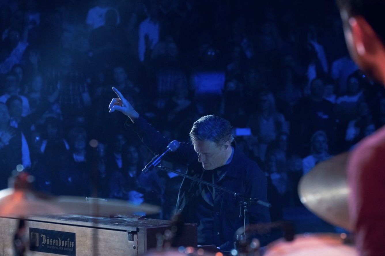 Michael W. Smith parle de la nouvelle musique, Jonathan Roumie Collaboration et dangers de la renommée en CCM