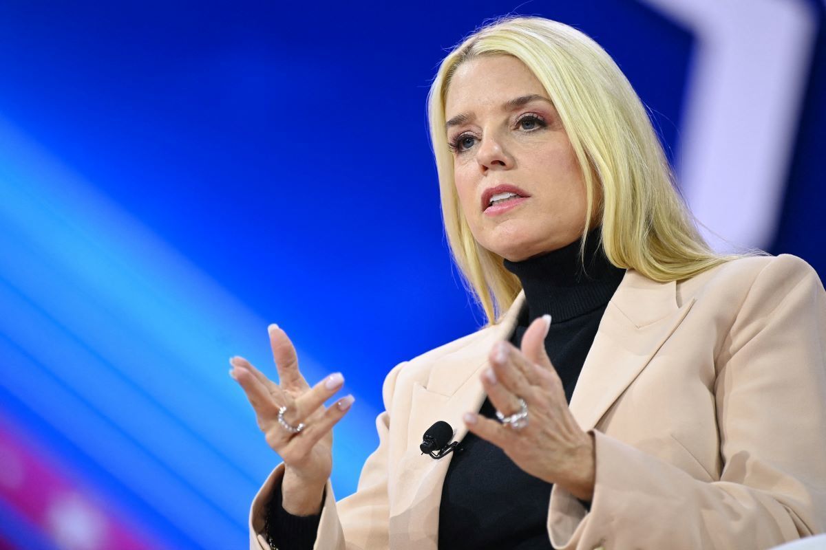 5 chrétiens repoussant les commentaires de «discours de haine» de Pam Bondi