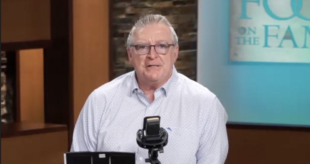 Après le meurtre de Charlie Kirk, concentrez-vous sur la famille Jim Daly dit que les chrétiens doivent rester fermes, pas violents