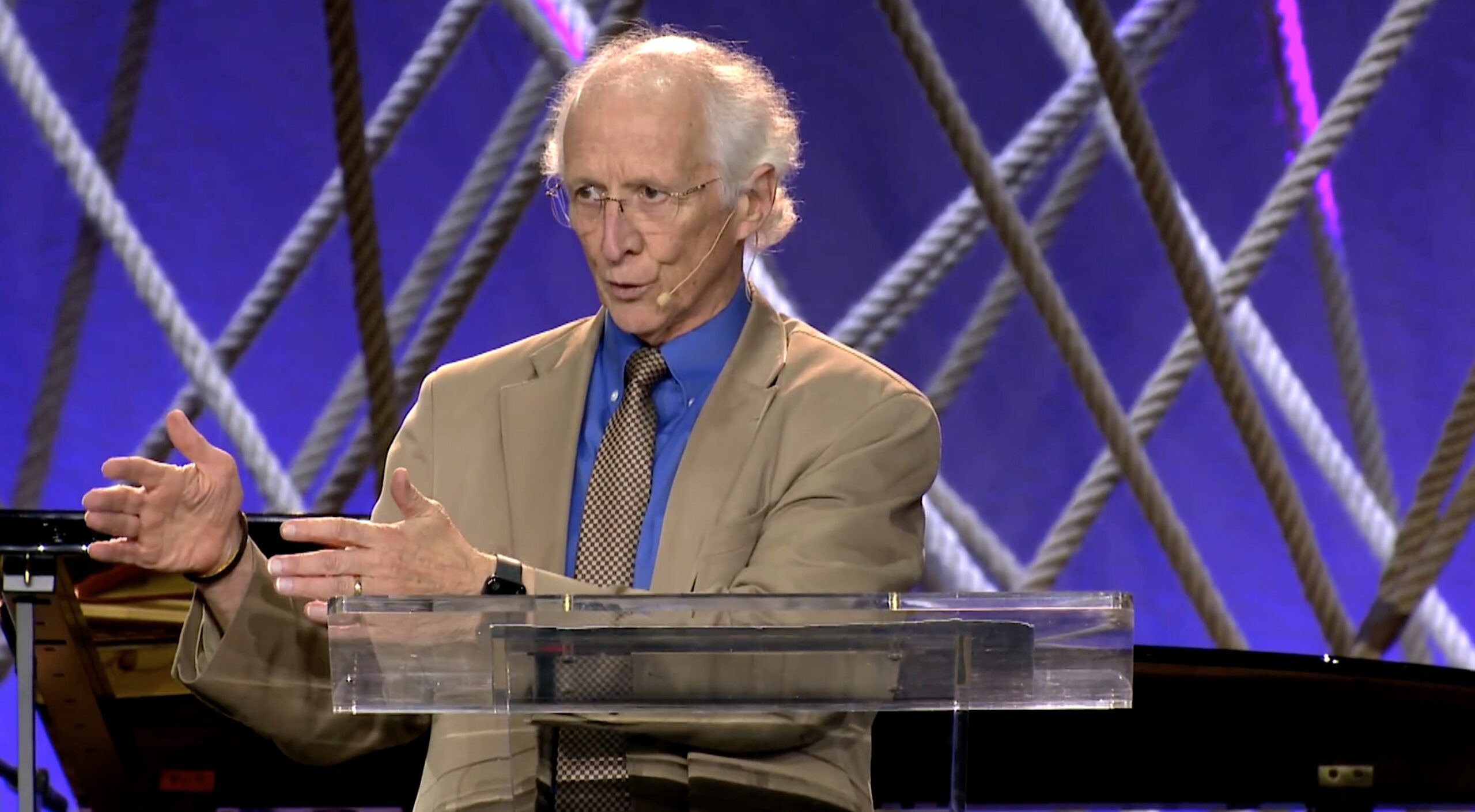 John Piper met en garde contre le mysticisme `` chrétien '', à la recherche de «connexion hors du corps» avec les pouvoirs surnaturels