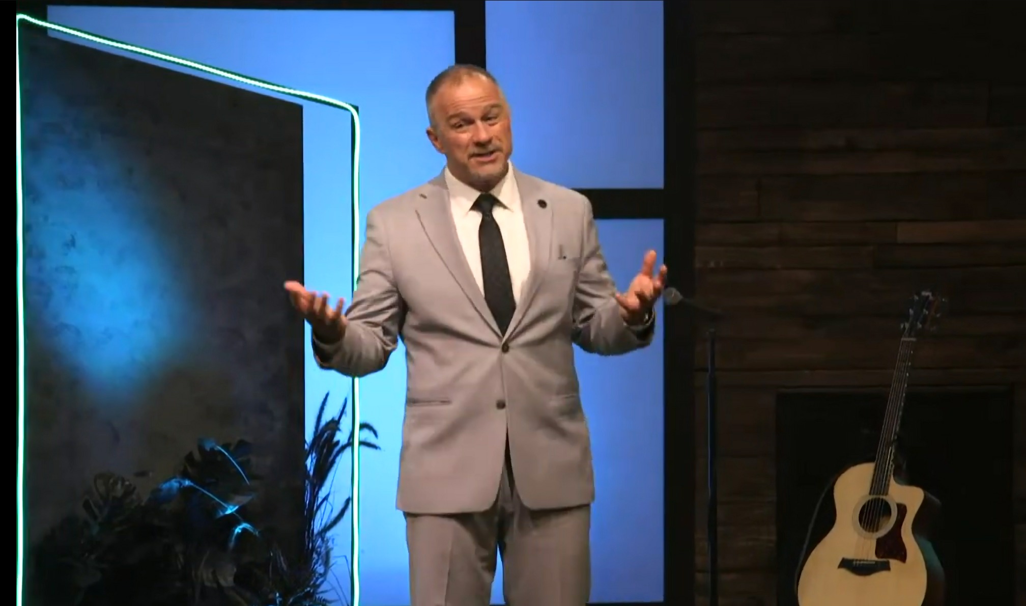 Le gendre du télévangéliste Mark Barclay reconnu coupable d'avoir abusé sexuellement de l'enfant