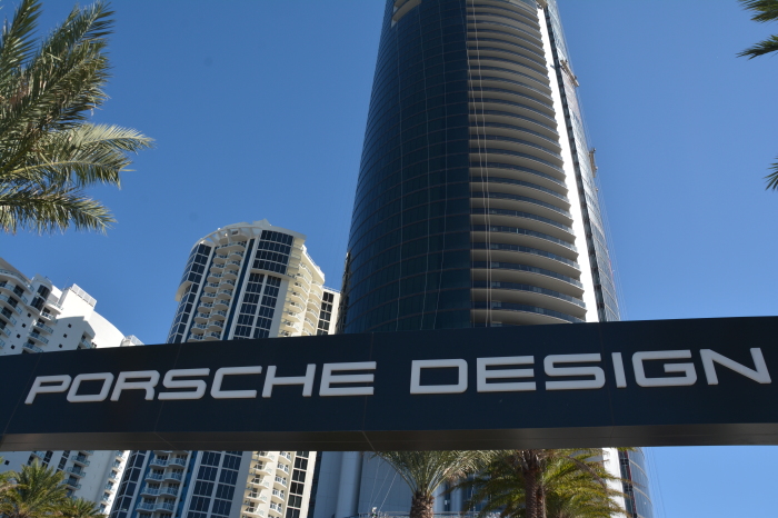 La Porsche Design Tower à Sunny Isles Beach, Floride.