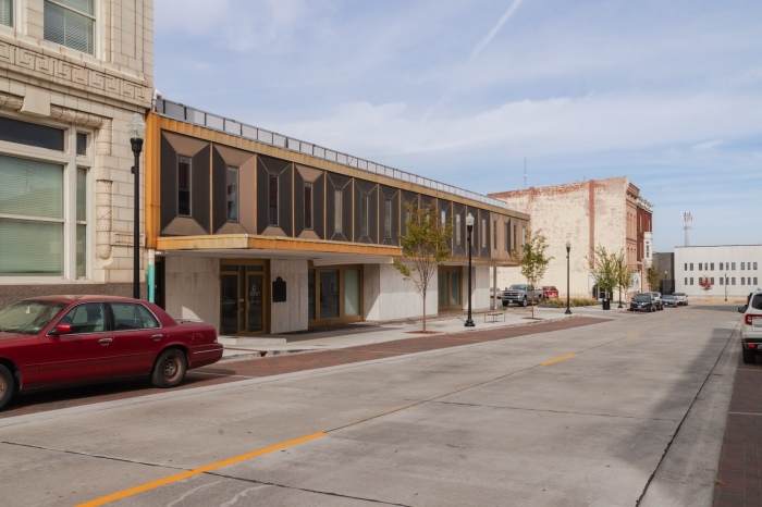 Un exemple d'architecture moderne du milieu du siècle à Quincy, Illinois.