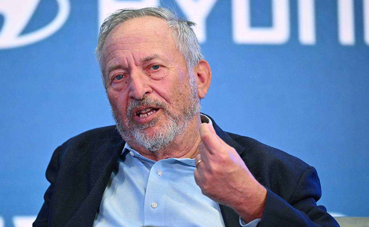 Larry Summers quitte Harvard et le conseil d'administration d'OpenAI après la publication des courriels d'Epstein