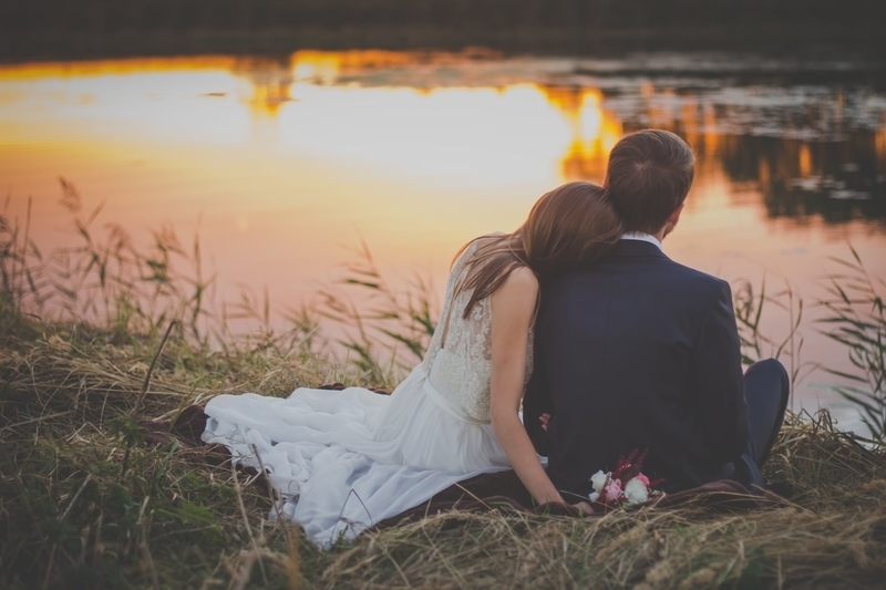 5 similitudes entre le mariage et suivre le Christ