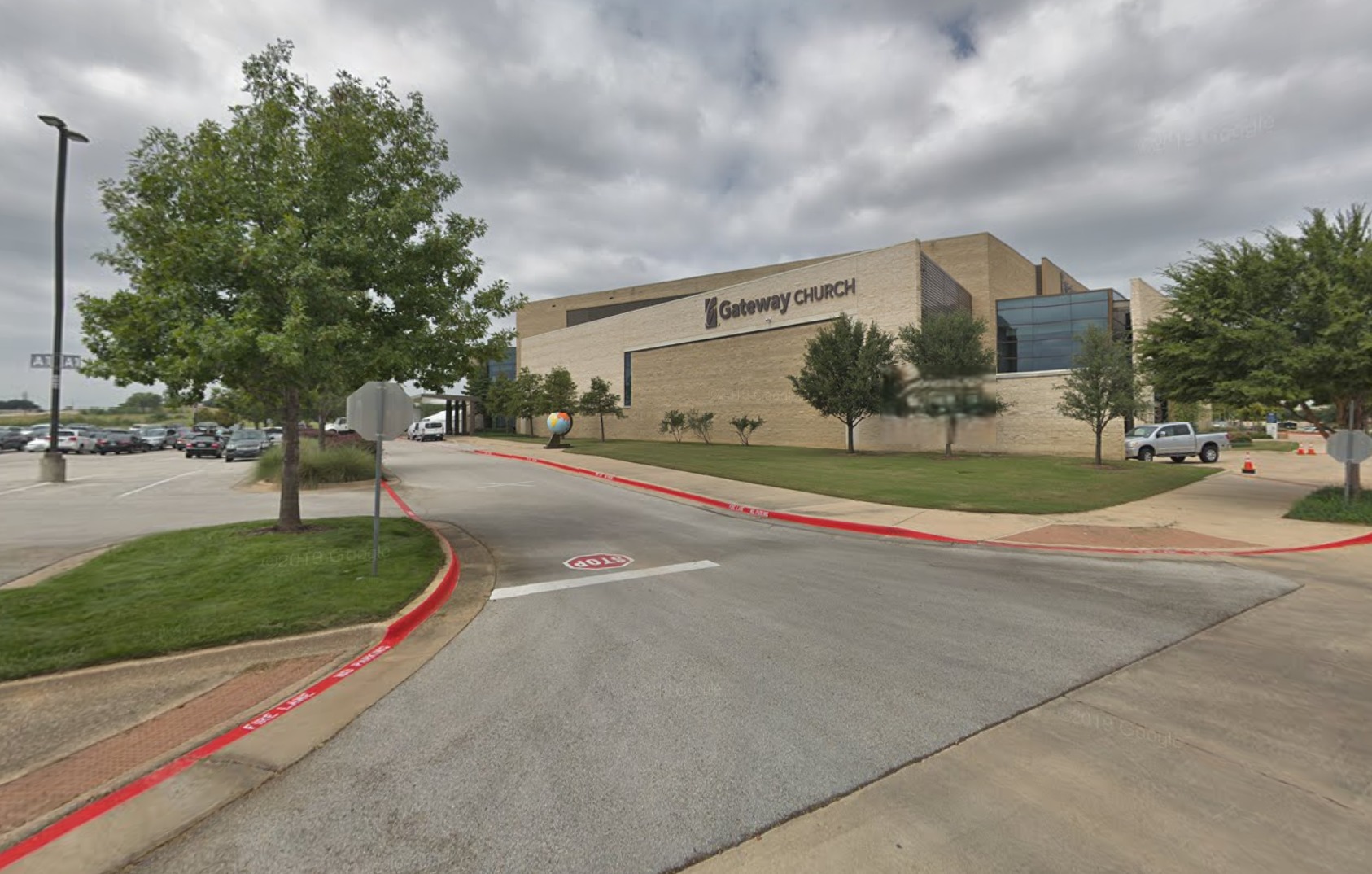 Gateway Church demande le rejet d'un recours collectif en invoquant la doctrine de l'abstention ecclésiastique