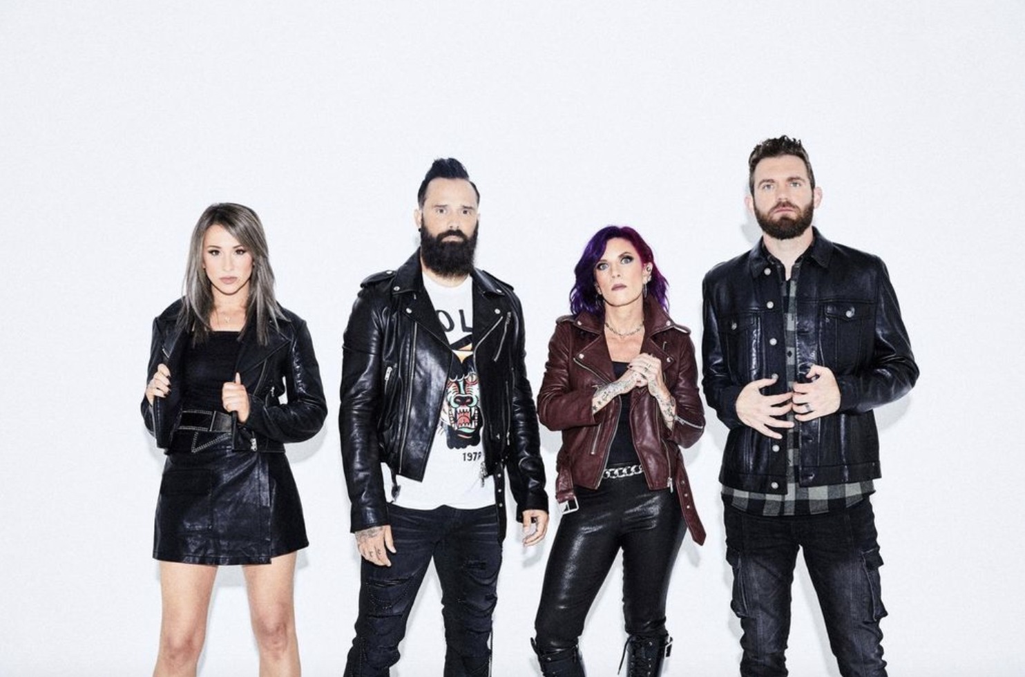 John Cooper de Skillet parle de légalisme, de vérité absolue et de label « démoniaque » sur une nouvelle chanson de Noël