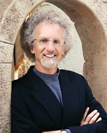 Philip Yancey admet une liaison extraconjugale ; s'éloignera du travail ministériel