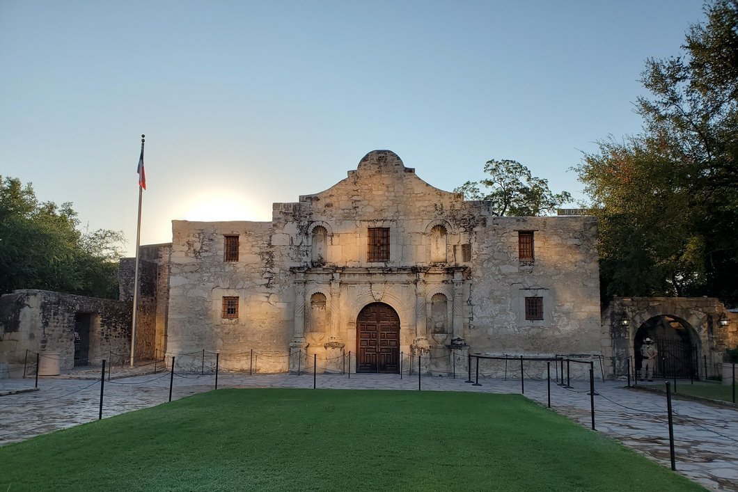 San Antonio abandonne le fonds pour le « tourisme de l'avortement » après l'adoption d'une nouvelle loi d'État