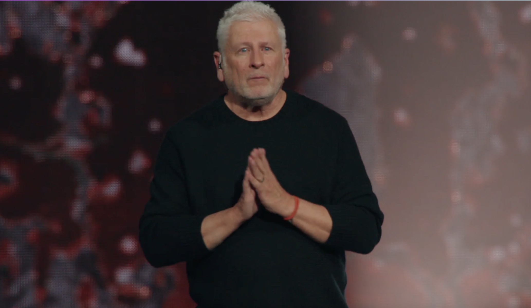 Louie Giglio appelle les étudiants de Passion 2026 à un dévouement permanent : "Il n'y a qu'une seule renommée qui ne s'effacera pas"
