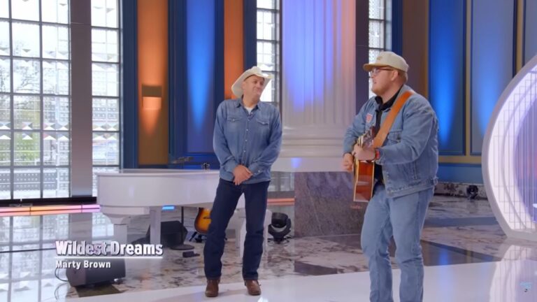 La star de la musique country pleure lors de l'audition de son fils pour « American Idol » : « C'est mon garçon ! »