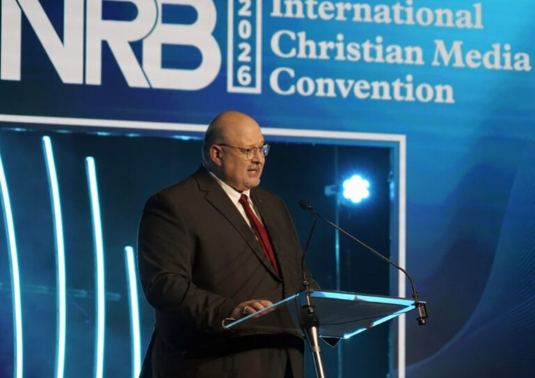 Trump souligne la lutte de son administration contre les préjugés anti-chrétiens au NRB à Nashville