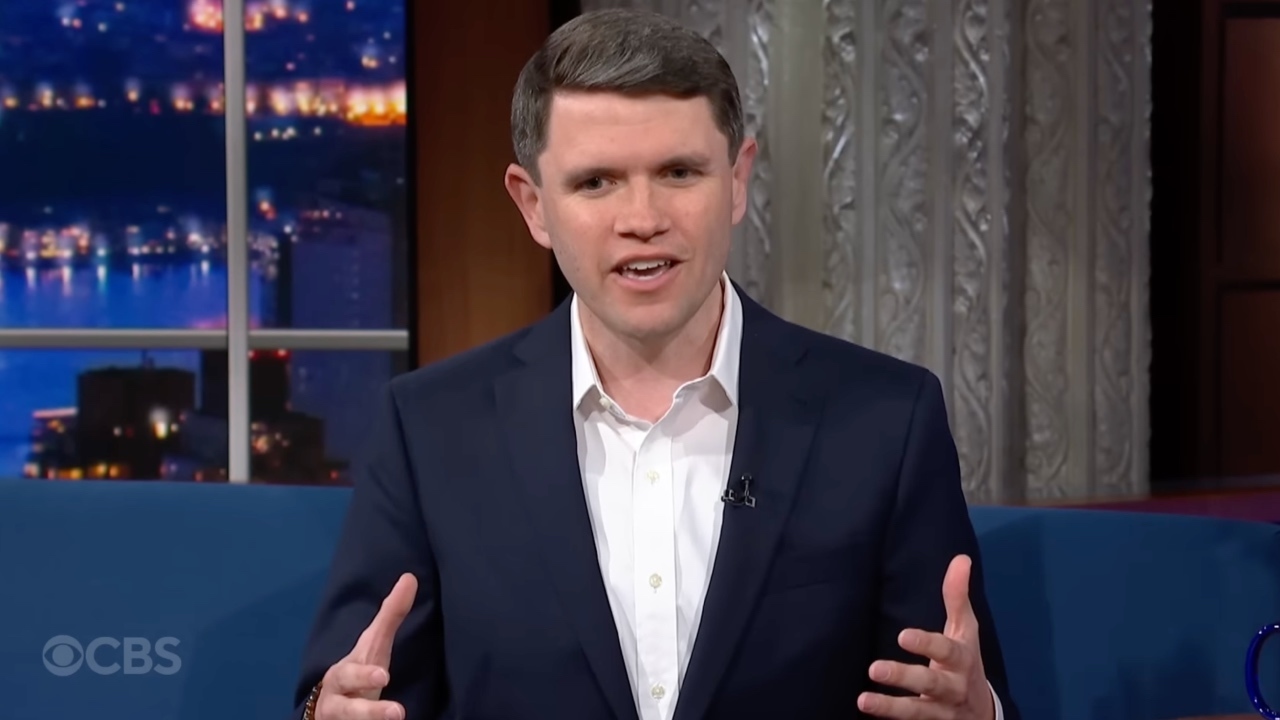 Stephen Colbert annulé ? Un récit de gauche sur ses skis