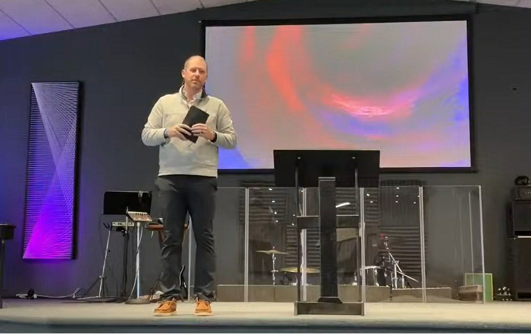 Brandon Pitts, pasteur blessé dans l'explosion d'une église à New York, est sorti de l'hôpital