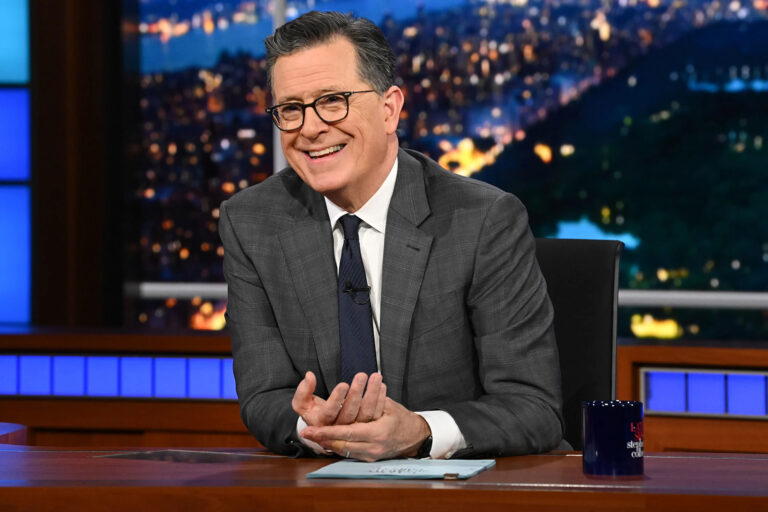 Alors que Stephen Colbert signe sa signature, l'Amérique perd un prophète