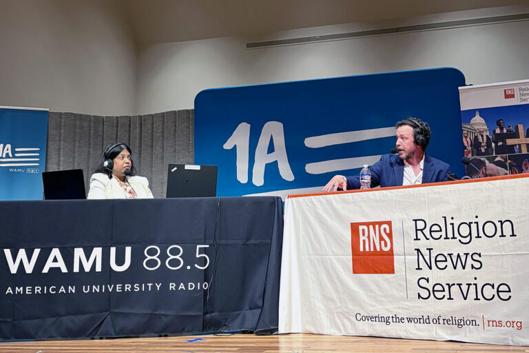 « One Nation Under God ? » : 5 points à retenir de l'émission en direct « 1A » de RNS et NPR