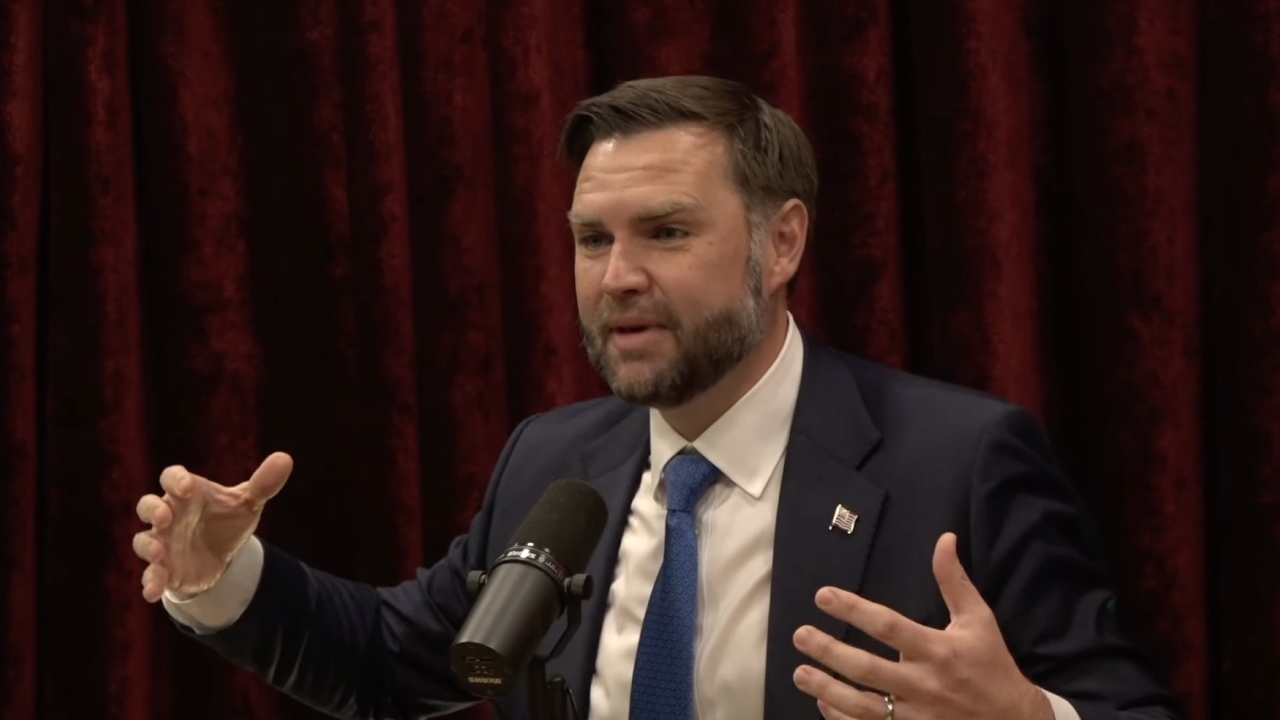 JD Vance explique en outre les croyances des extraterrestres et des démons à Joe Rogan : « Une conversation tellement étrange »