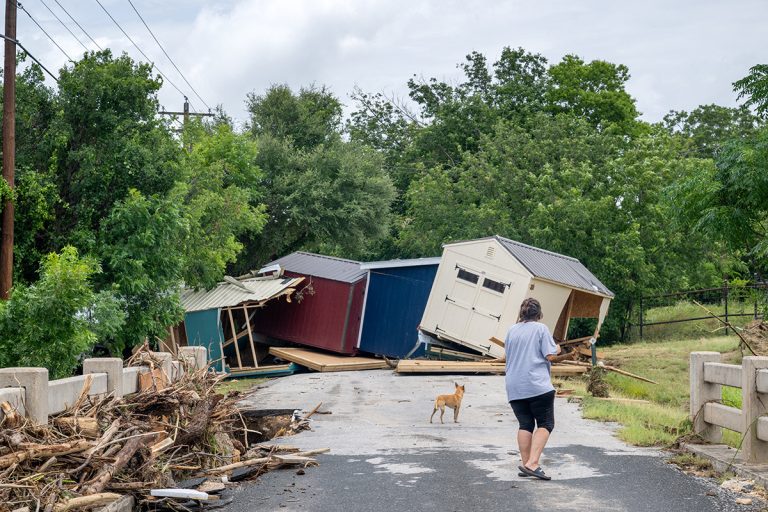 Les églises du Texas s&rsquo;efforcent de soutenir les familles touchées par des inondations record