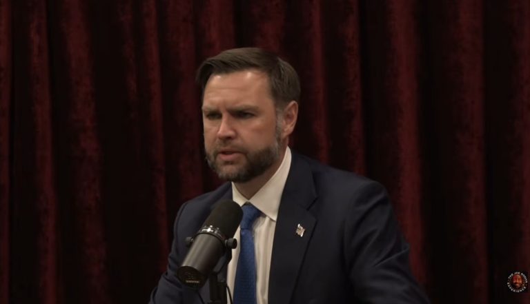 JD Vance rejette les arguments contre la loi des dix commandements du Texas : « élément culturel de la civilisation occidentale »