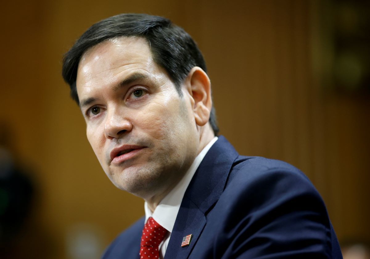 Marco Rubio : La liberté ne signifie pas « la libération du devoir de l'homme envers sa famille, sa nation et Dieu »