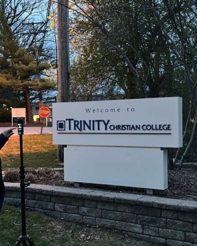 Après la fermeture du Trinity Christian College de Palos Heights, dans l'Illinois, en 2026, Ashley Nwaokolo et son mari, Shalom Nwaokolo, ont supervisé un effort visant à préserver numériquement le campus. 