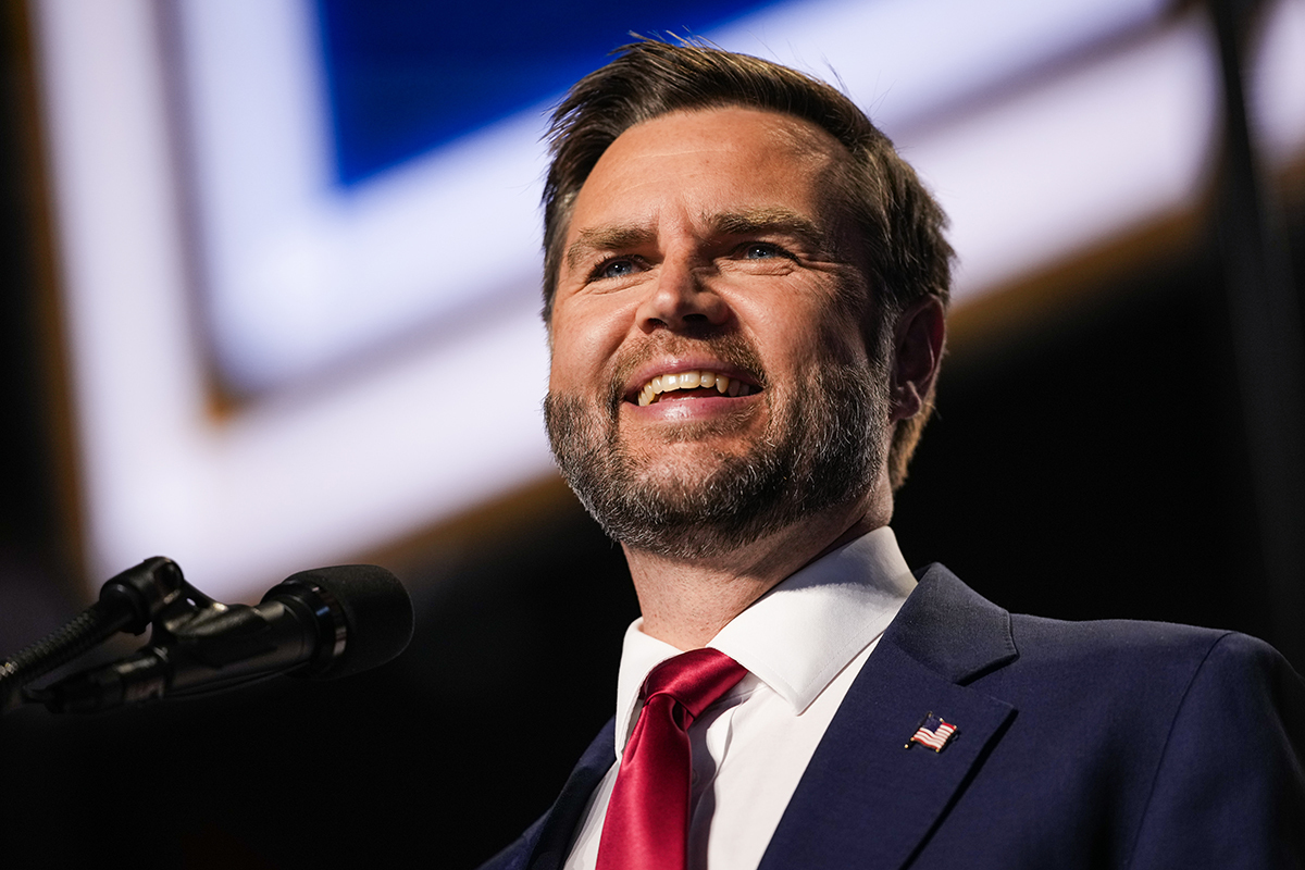 JD Vance critique Adam Hamilton pour avoir soutenu un événement LGBT lié à une troupe de dragsters « anti-chrétienne »