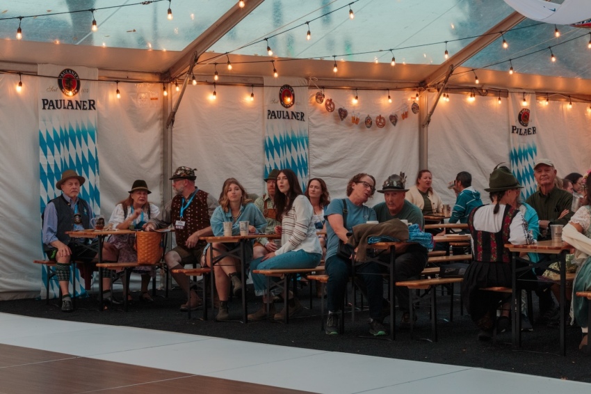 La soirée d'ouverture de l'Oktoberfest à Leavenworth, Washington, le 2 octobre 2026. 