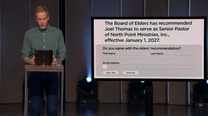 Le pasteur de la méga-église de Géorgie, Andy Stanley, s'exprime sur les changements de direction au sein des ministères de North Point le 18 octobre 2026.