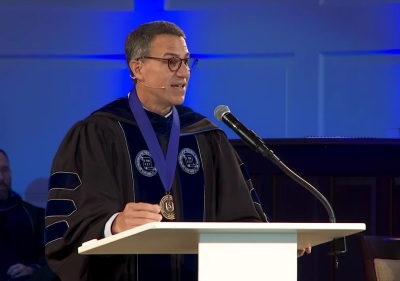Scott Pace, président du Southeastern Baptist Theological Seminary à Wake Forest, en Caroline du Nord, prend la parole lors de sa cérémonie d'inauguration le mardi 13 octobre 2026.