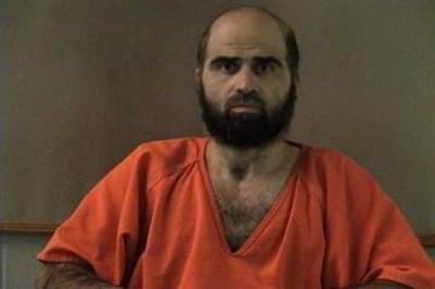 Nidal Hasan, accusé d'avoir tué 13 personnes et d'en avoir blessé 32 autres lors d'une fusillade en novembre 2009 à Fort Hood, est représenté sur une photo non datée obtenue par Reuters le 29 juin 2012.